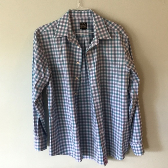 7 different button down shirts $15/each shirt. - Picture 2 of 7